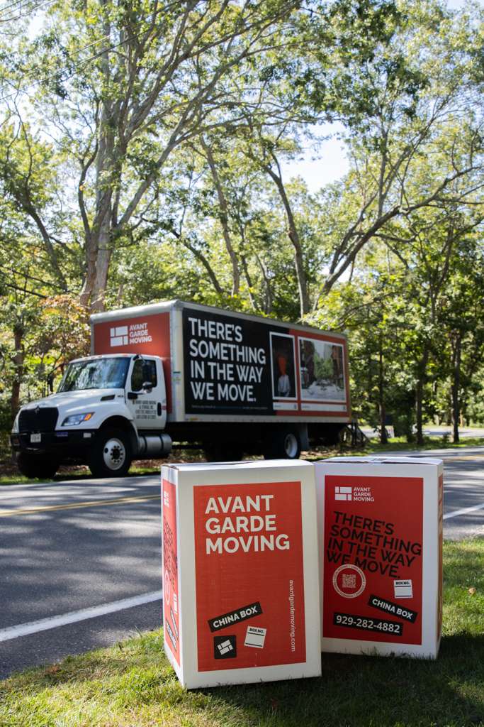 Professional Long Island Movers handling residential move